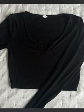 Garage Black Long Sleeve Crop Top
